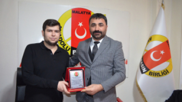 Anadolu Basın Birliği Derneği Sahada Çalışan Gazetecileri Unutmadı